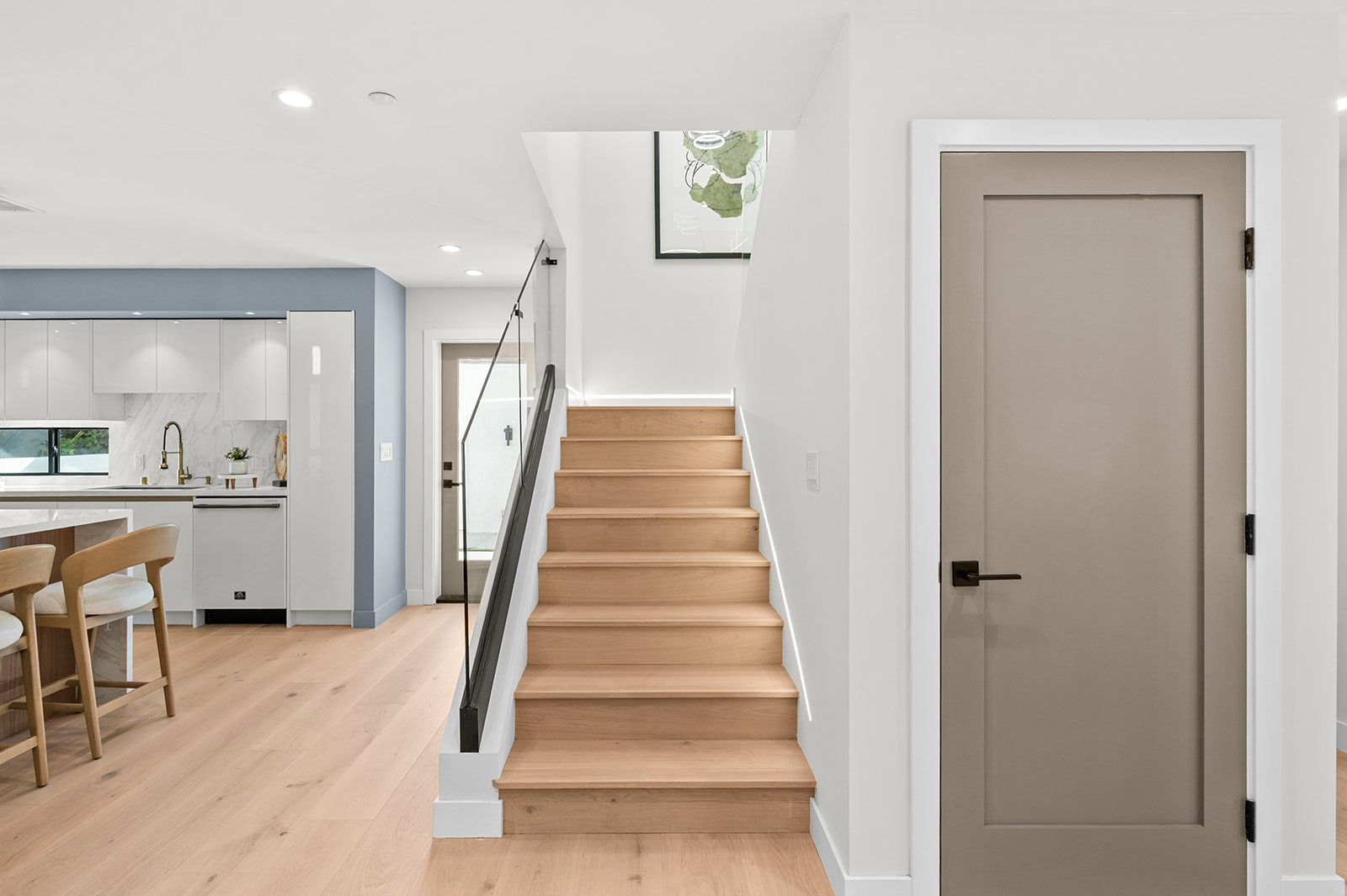 2843 Stoner Ave · photo 31