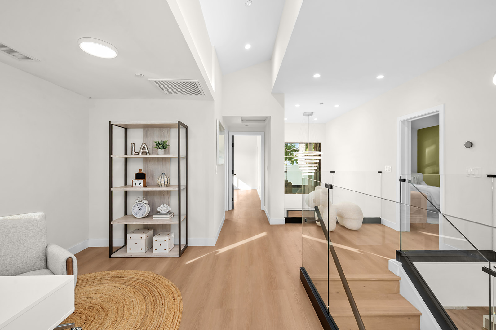 2843 Stoner Ave · photo 51