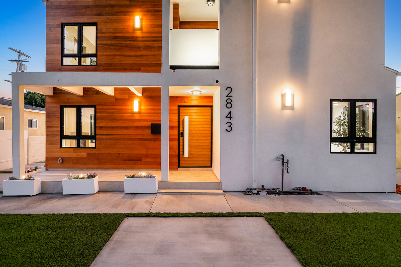 2843 Stoner Ave · photo 3