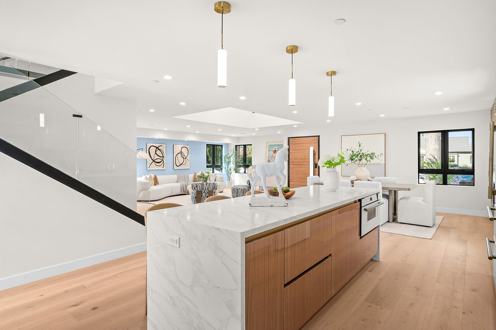 2843 Stoner Ave · photo 18