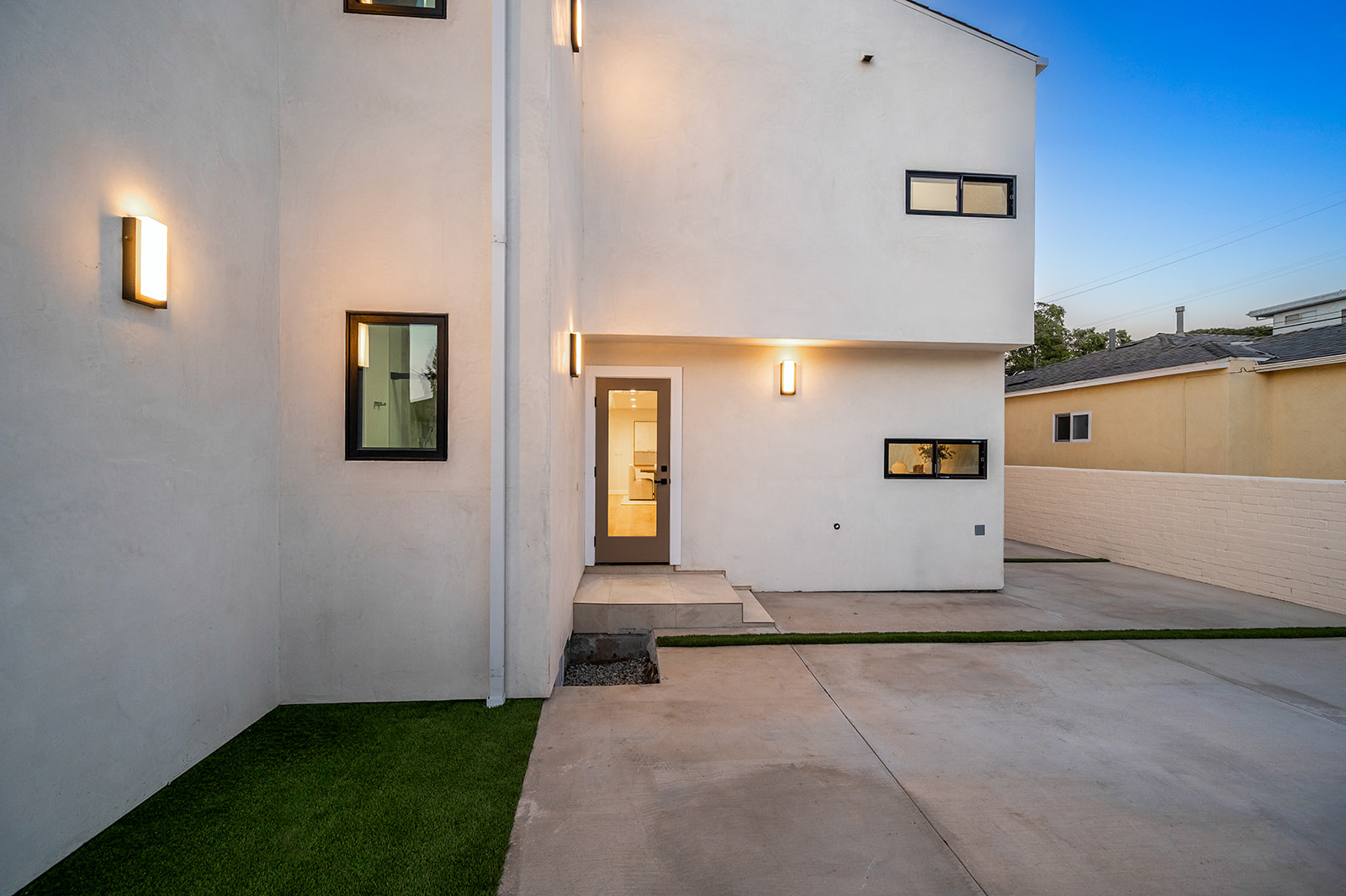 2843 Stoner Ave · photo 63
